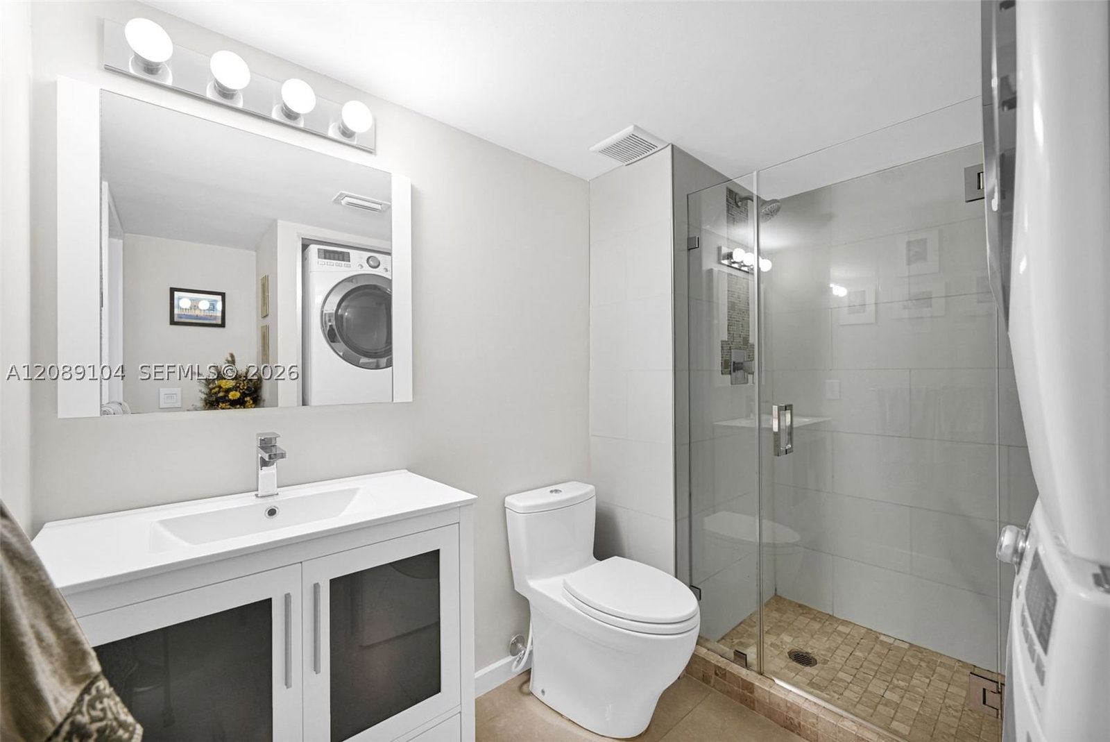Real estate property located at 374 Lakeview Dr #204, Broward, Racquet Club Apts At Bona, Weston, FL