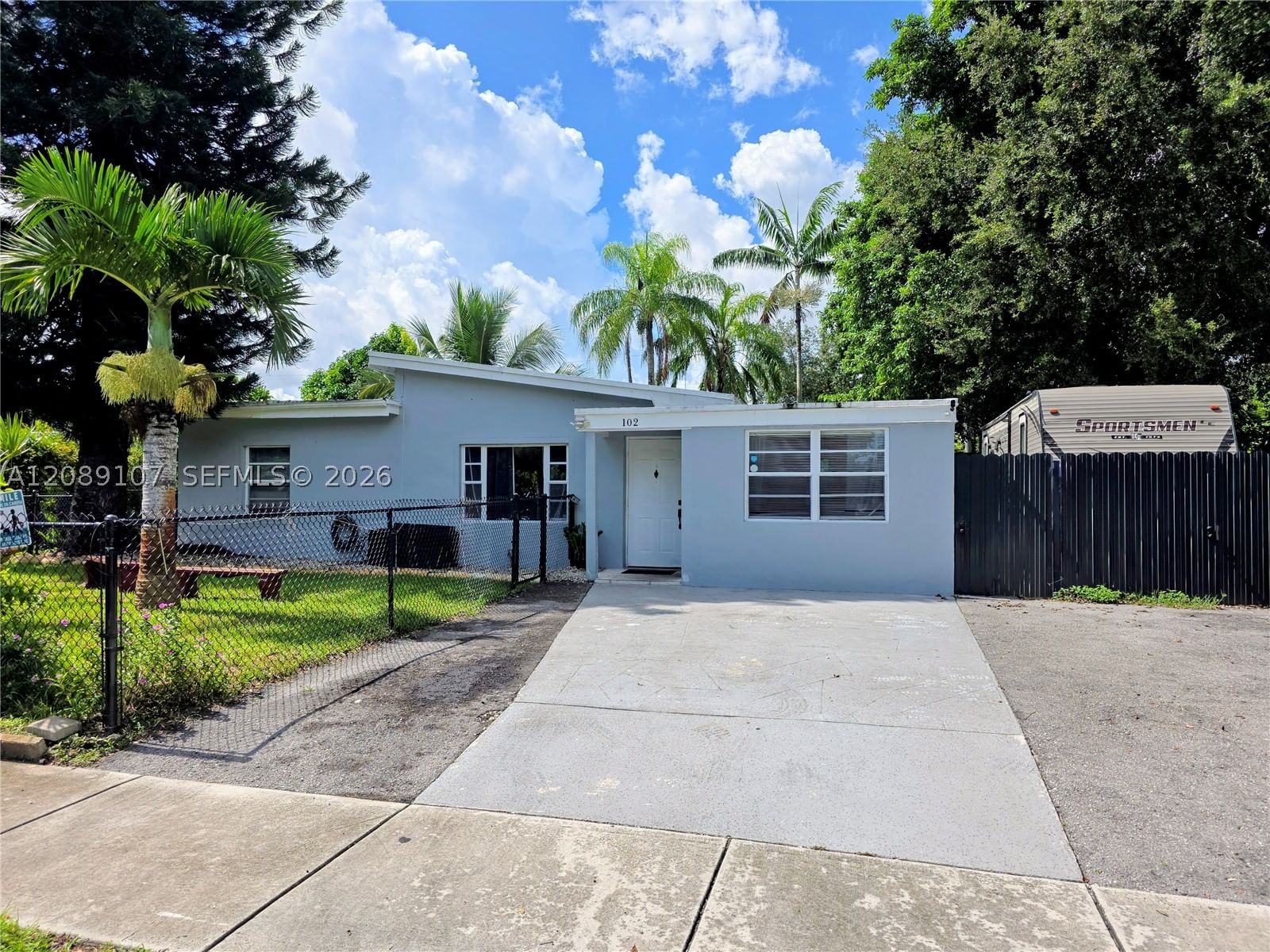 Real estate property located at 102 Williams Rd, Broward, Miami Gardens Estates Sec, West Park, FL