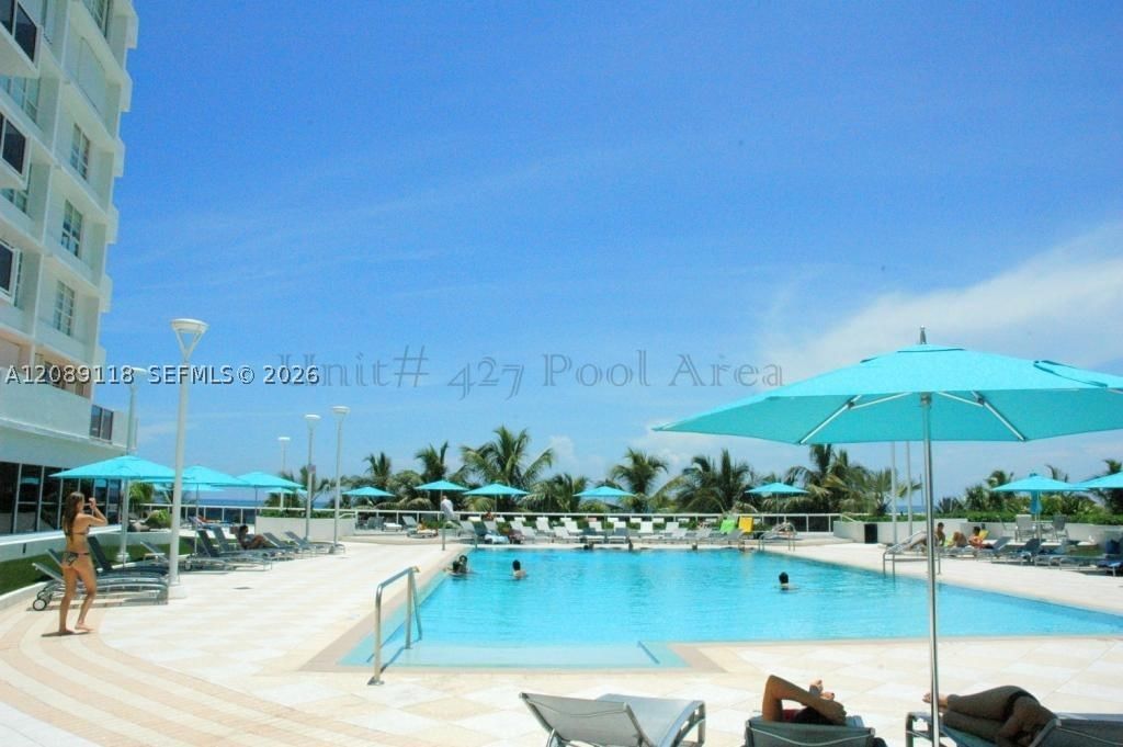 Real estate property located at 100 Lincoln Rd #427, Miami-dade, The Decoplage Condo, Miami Beach, FL