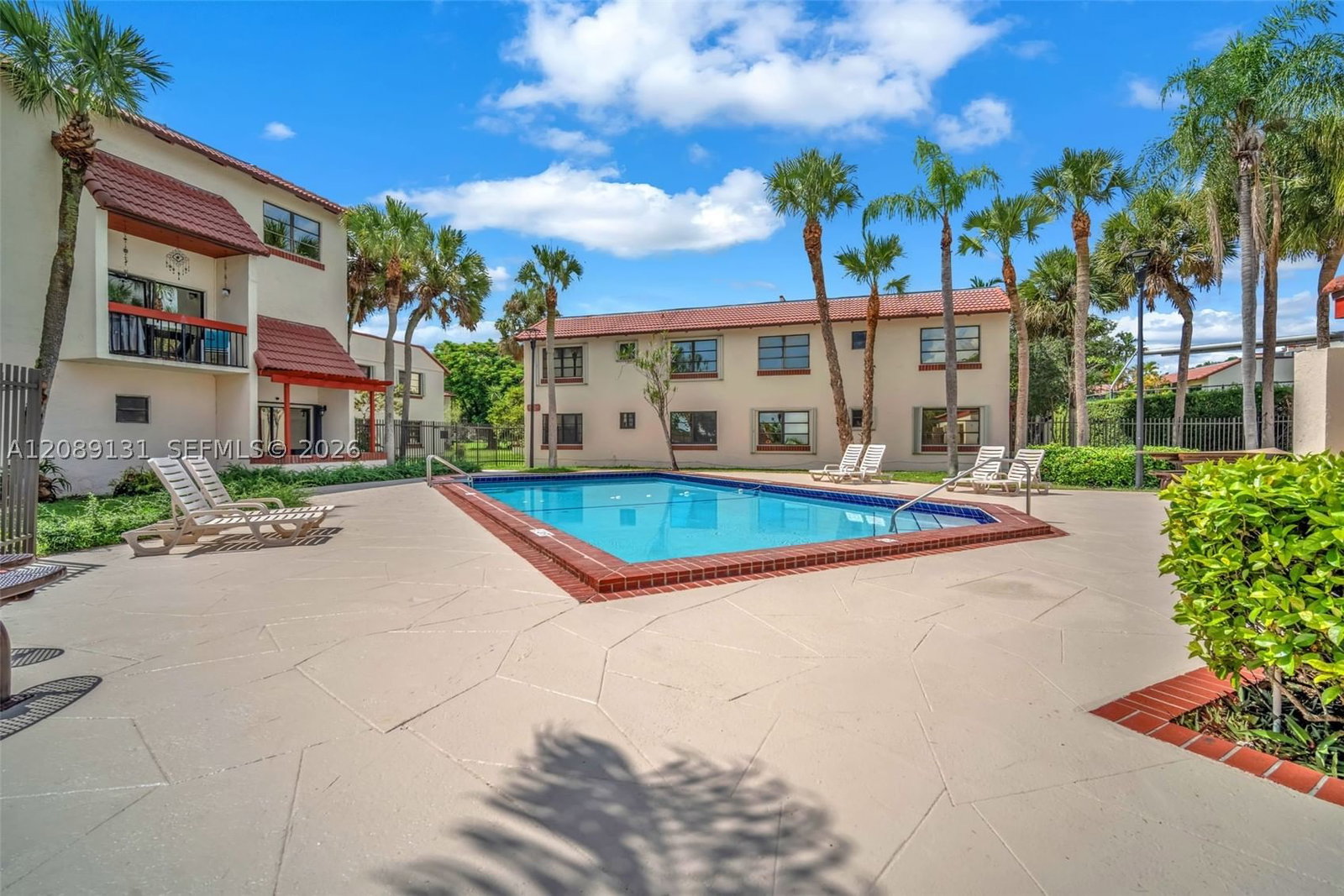 Real estate property located at 8600 149th Ave #614, Miami-dade, Lago Del Rey Condo #2, Miami, FL