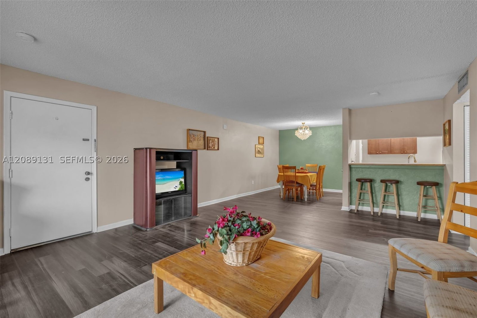 Real estate property located at 8600 149th Ave #614, Miami-dade, Lago Del Rey Condo #2, Miami, FL