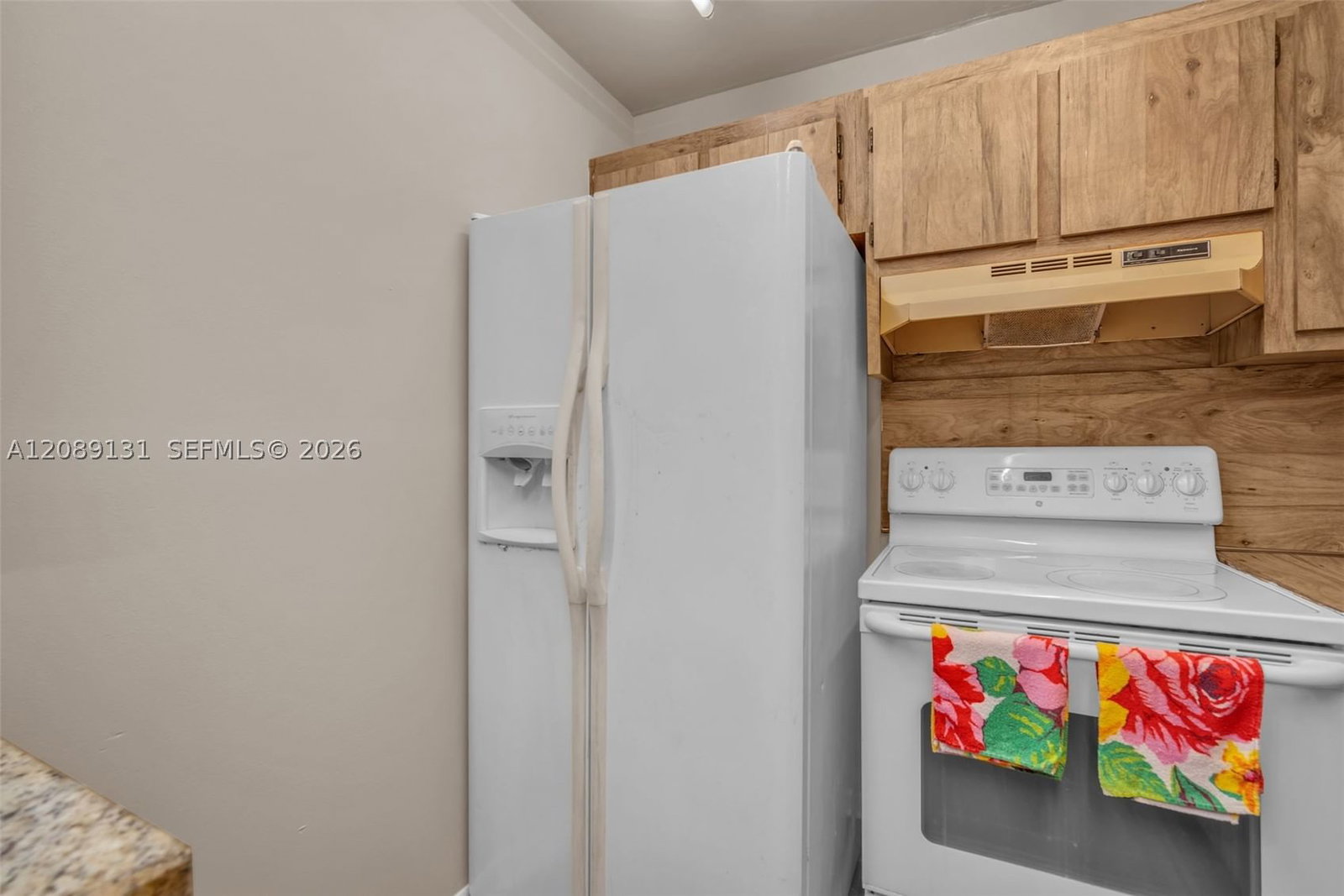 Real estate property located at 8600 149th Ave #614, Miami-dade, Lago Del Rey Condo #2, Miami, FL