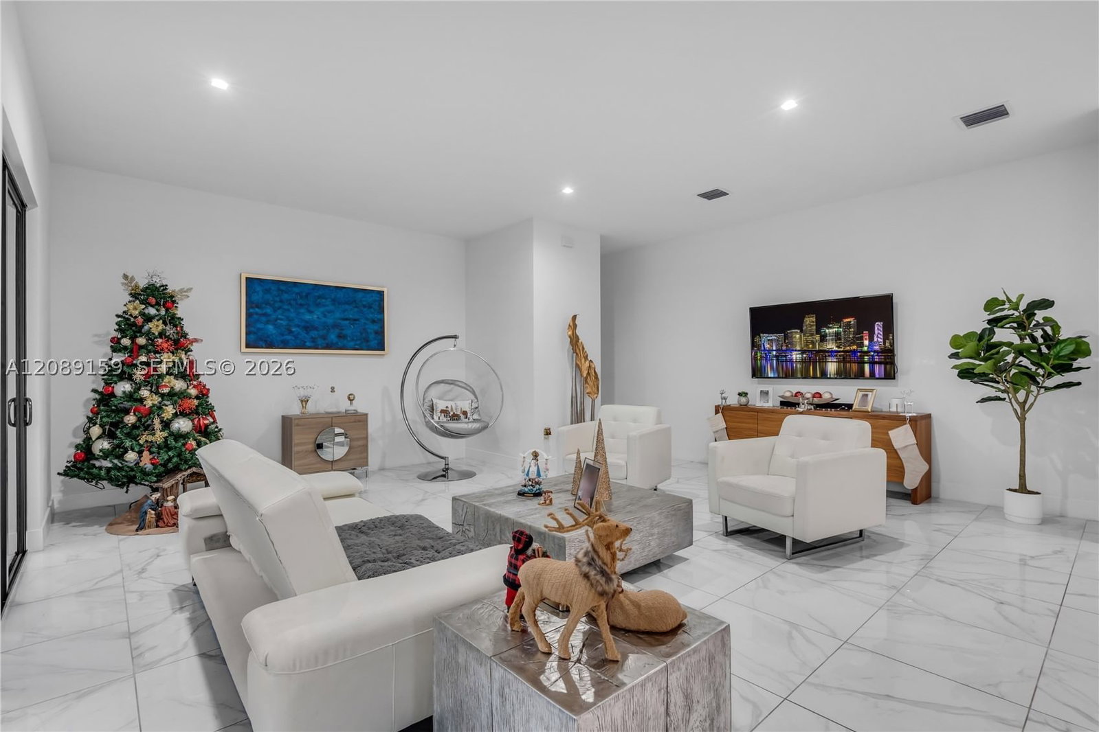Real estate property located at 4363 81st Ave, Miami-dade, Canarias East, Doral, FL