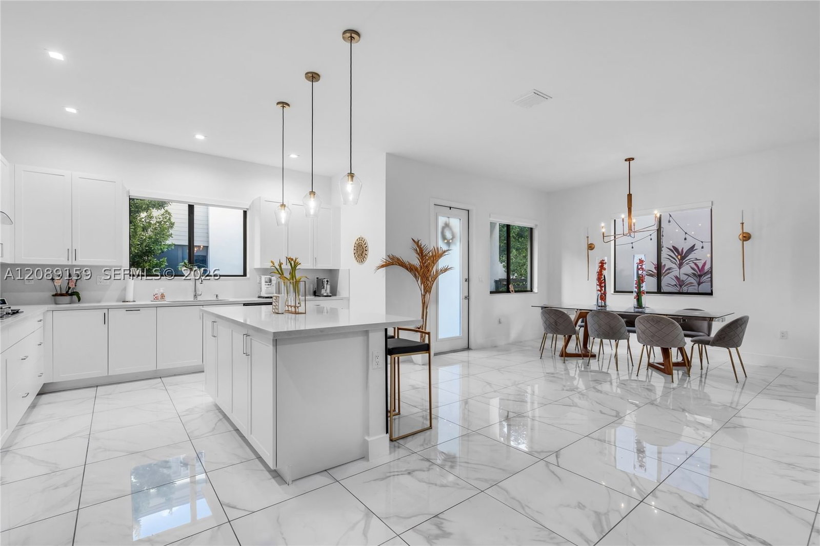 Real estate property located at 4363 81st Ave, Miami-dade, Canarias East, Doral, FL