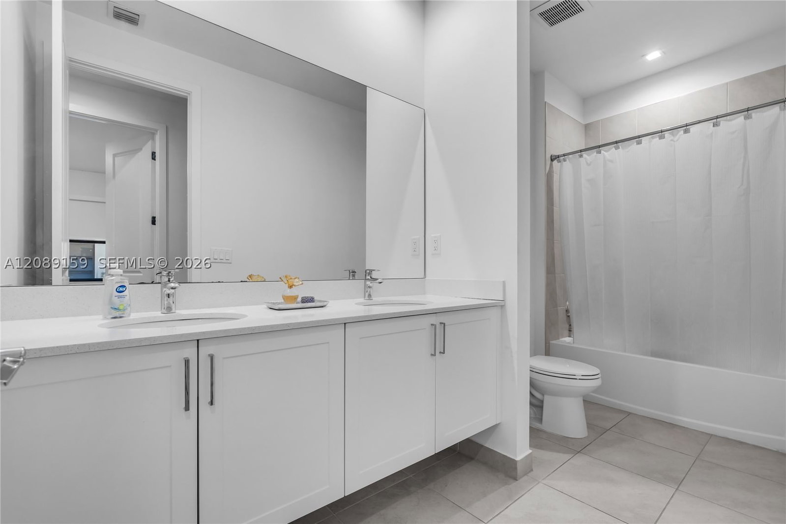 Real estate property located at 4363 81st Ave, Miami-dade, Canarias East, Doral, FL
