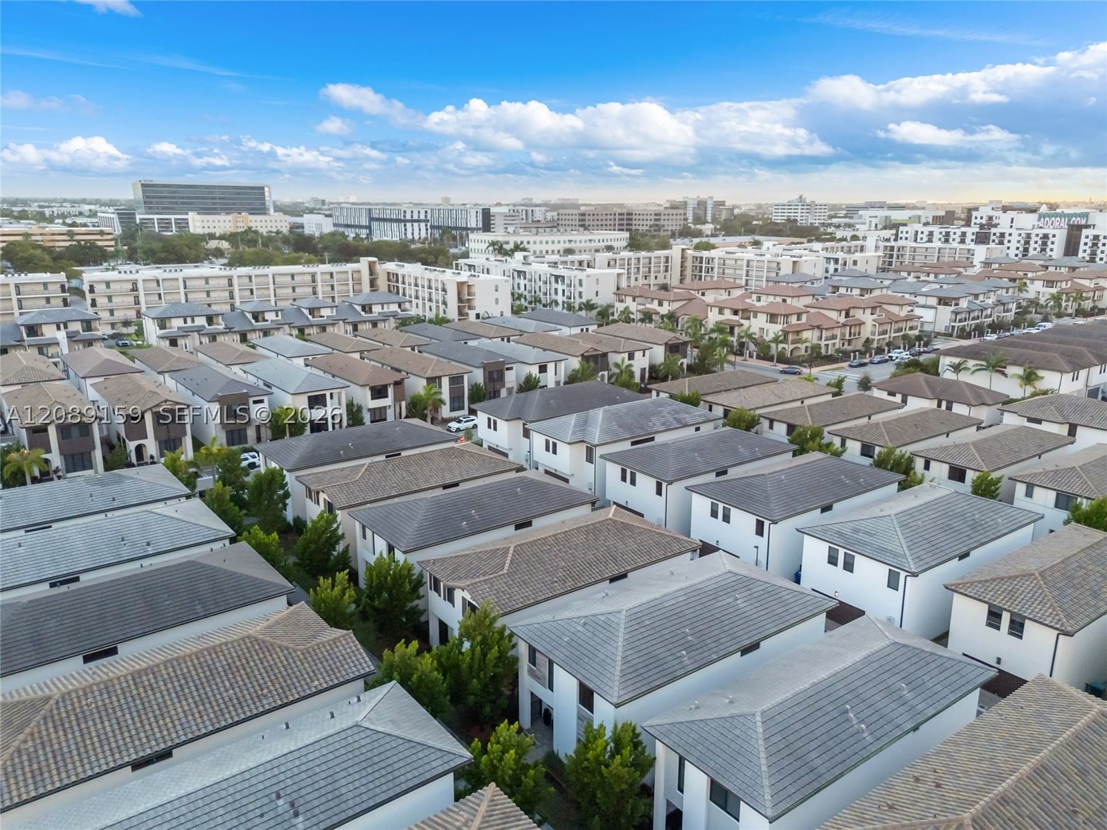 Real estate property located at 4363 81st Ave, Miami-dade, Canarias East, Doral, FL