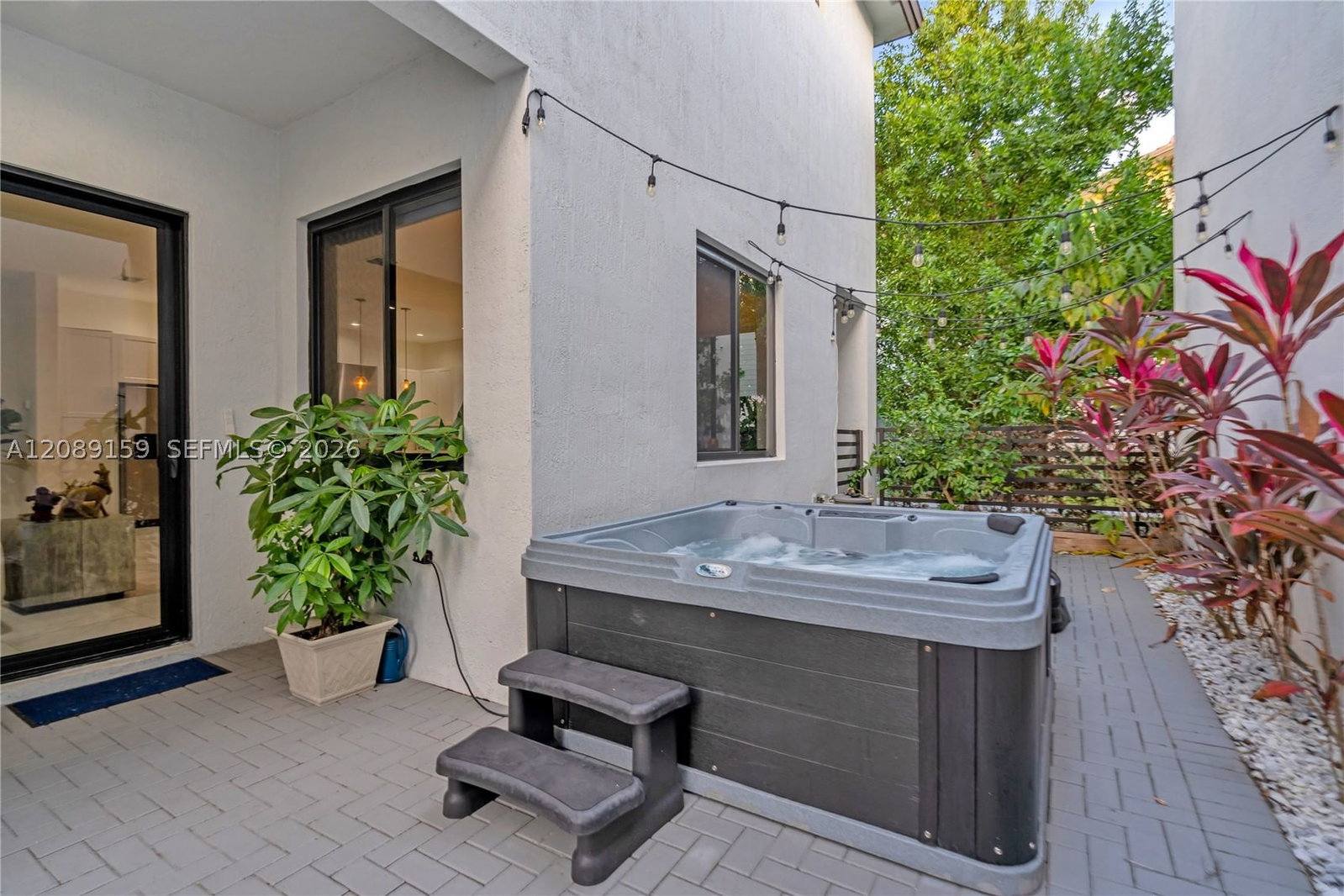 Real estate property located at 4363 81st Ave, Miami-dade, Canarias East, Doral, FL