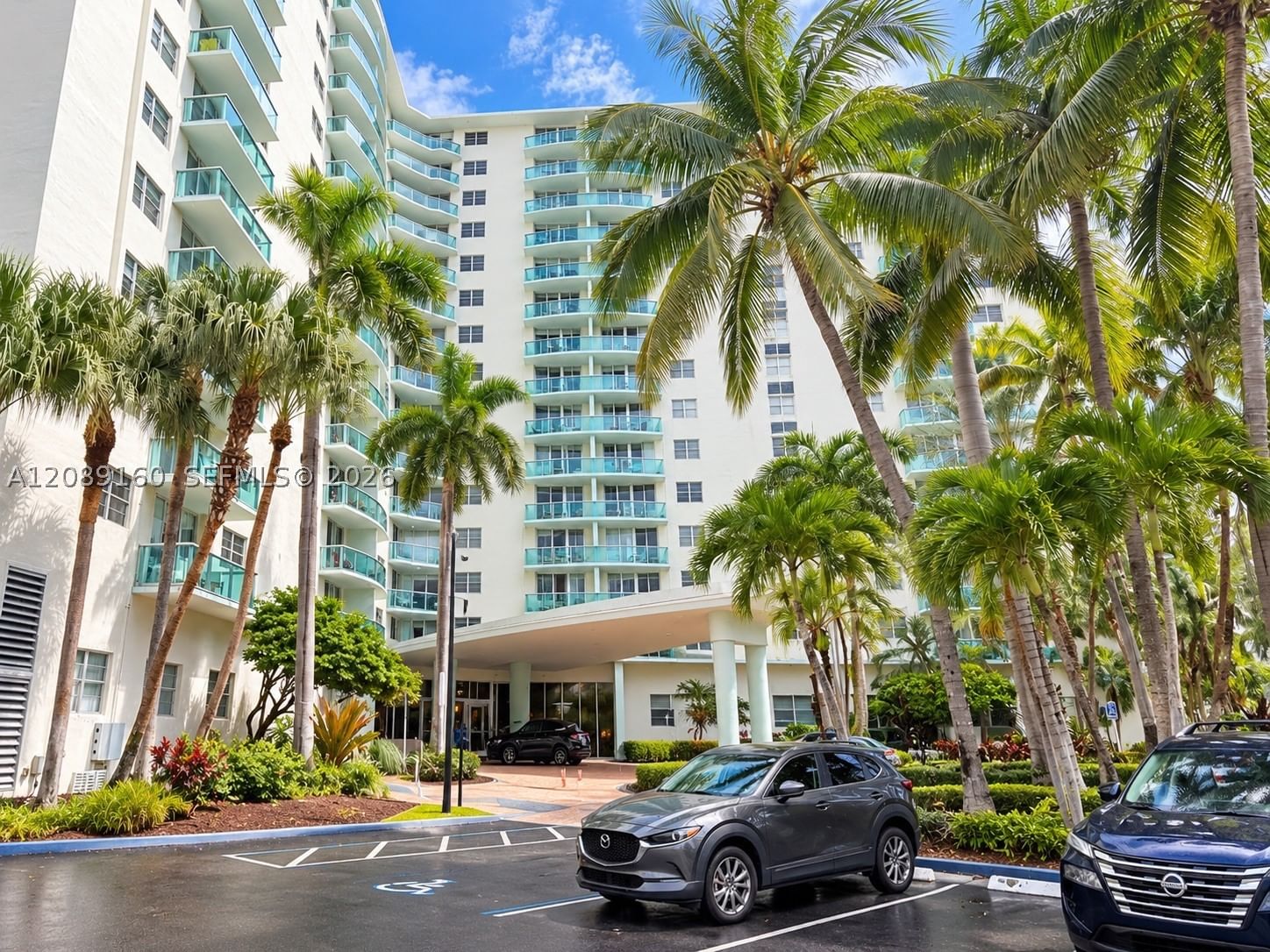 Real estate property located at 3901 Ocean Dr #5A, Broward, Tides On Hollywood Beach, Hollywood, FL