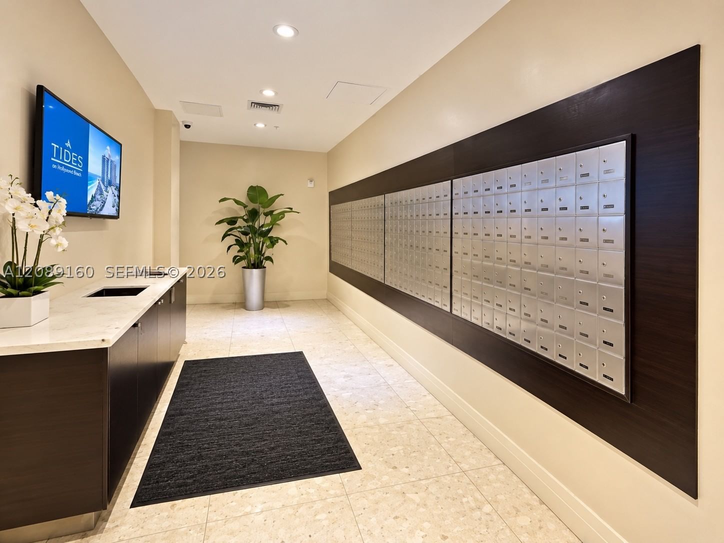 Real estate property located at 3901 Ocean Dr #5A, Broward, Tides On Hollywood Beach, Hollywood, FL
