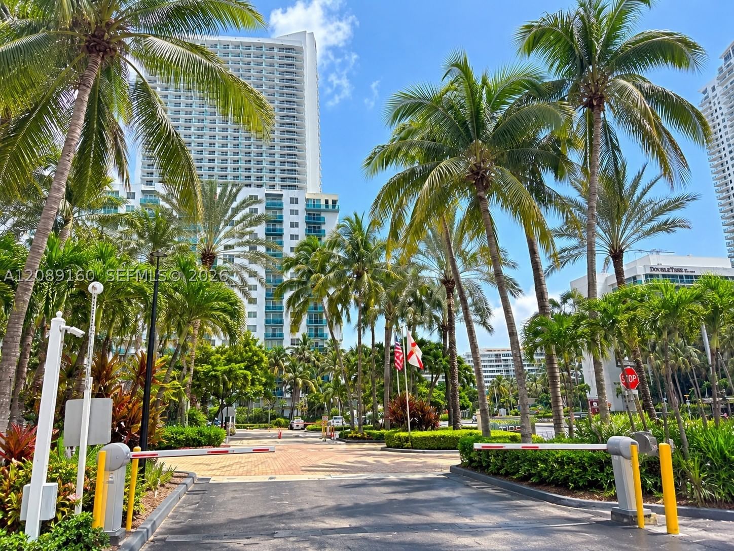 Real estate property located at 3901 Ocean Dr #5A, Broward, Tides On Hollywood Beach, Hollywood, FL