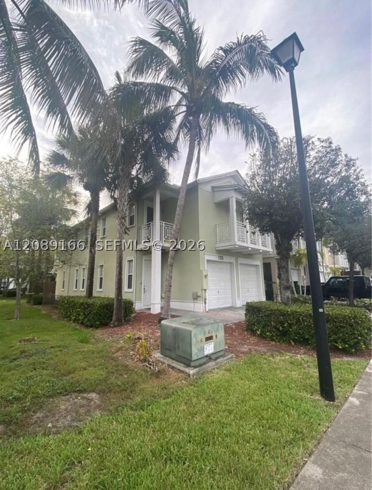 Real estate property located at 7414 107th Ct, Miami-dade, Reserve At Doral East, Doral, FL