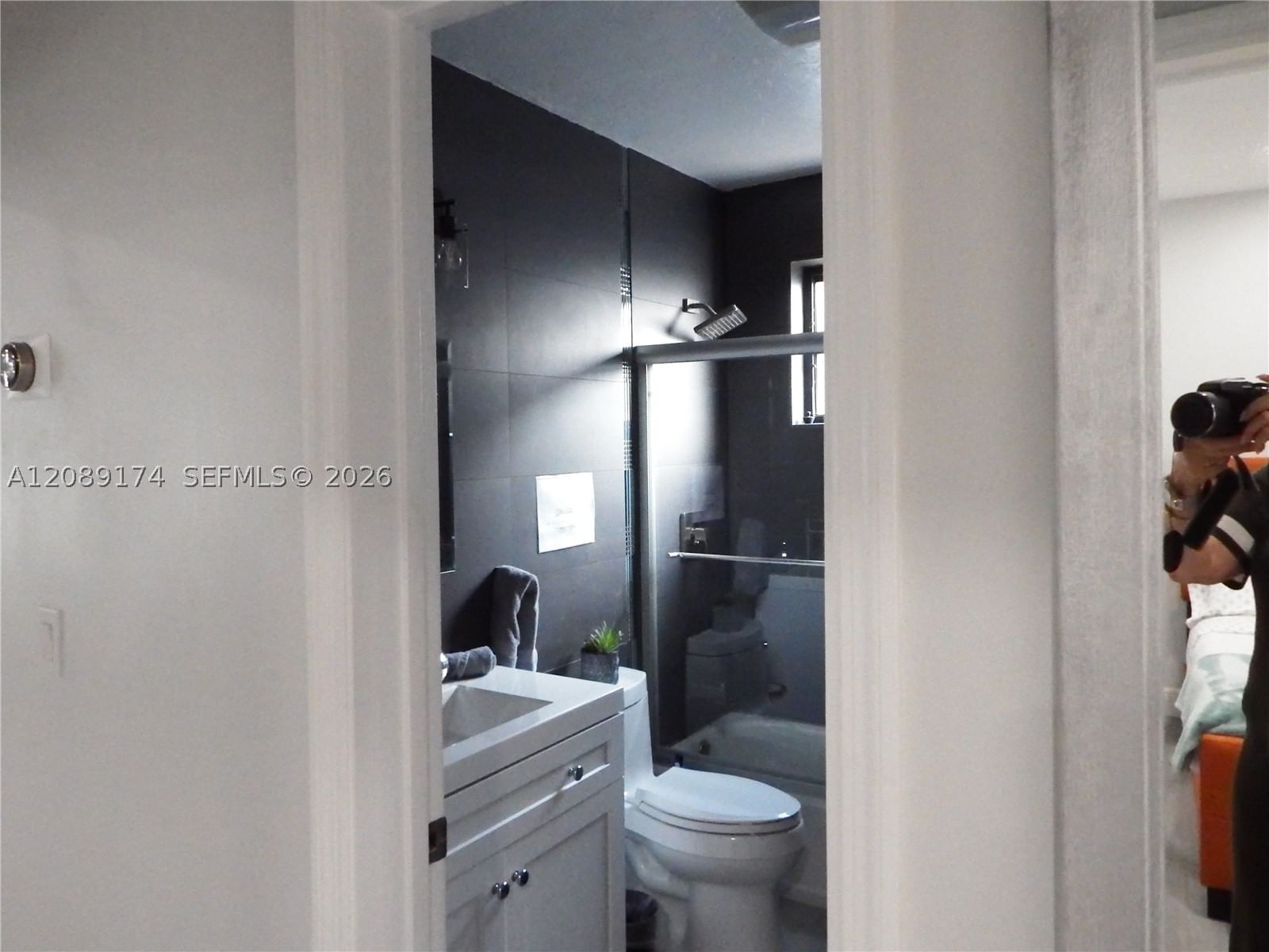 Real estate property located at 1711 50th Ave, Broward, Hollywood Hills Amen Plat, Hollywood, FL