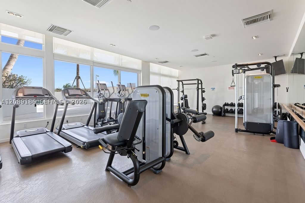 Real estate property located at 401 Birch Rd #610, Broward, Tiffany House Condo, Fort Lauderdale, FL