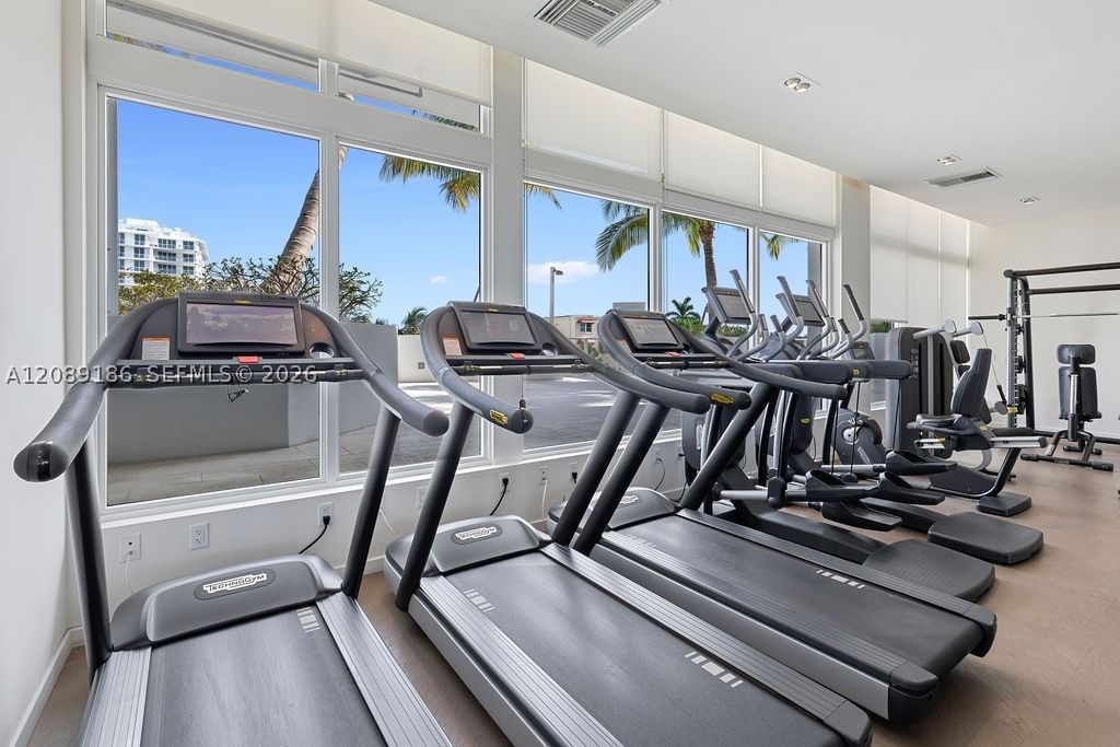 Real estate property located at 401 Birch Rd #610, Broward, Tiffany House Condo, Fort Lauderdale, FL