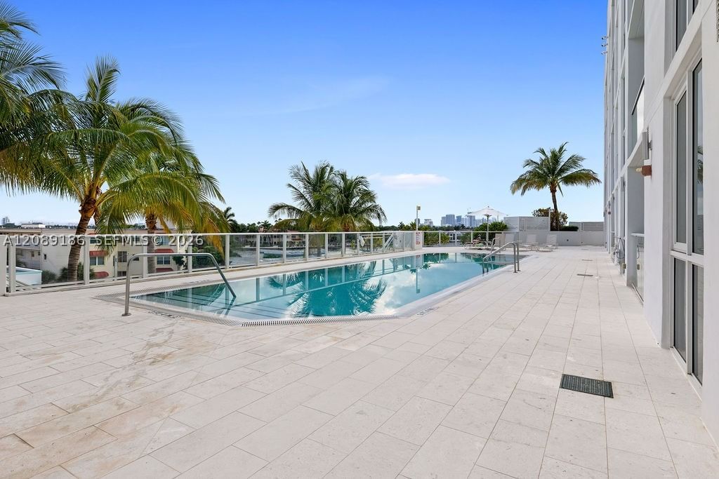 Real estate property located at 401 Birch Rd #610, Broward, Tiffany House Condo, Fort Lauderdale, FL