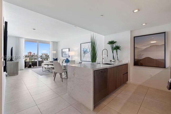 Real estate property located at 401 Birch Rd #610, Broward, Tiffany House Condo, Fort Lauderdale, FL