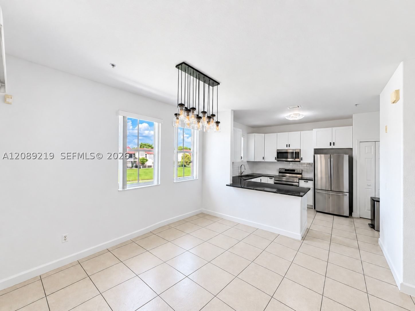 Real estate property located at 10242 7th St #203, Miami-dade, Fontainbleau Lakes Courty, Miami, FL