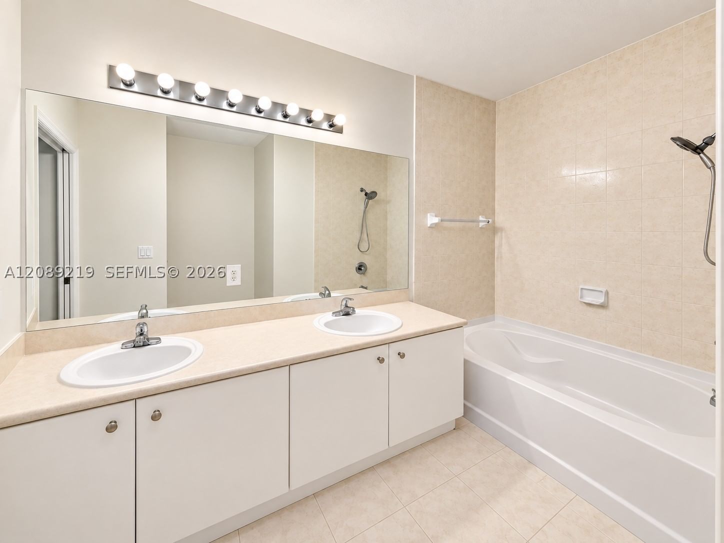 Real estate property located at 10242 7th St #203, Miami-dade, Fontainbleau Lakes Courty, Miami, FL
