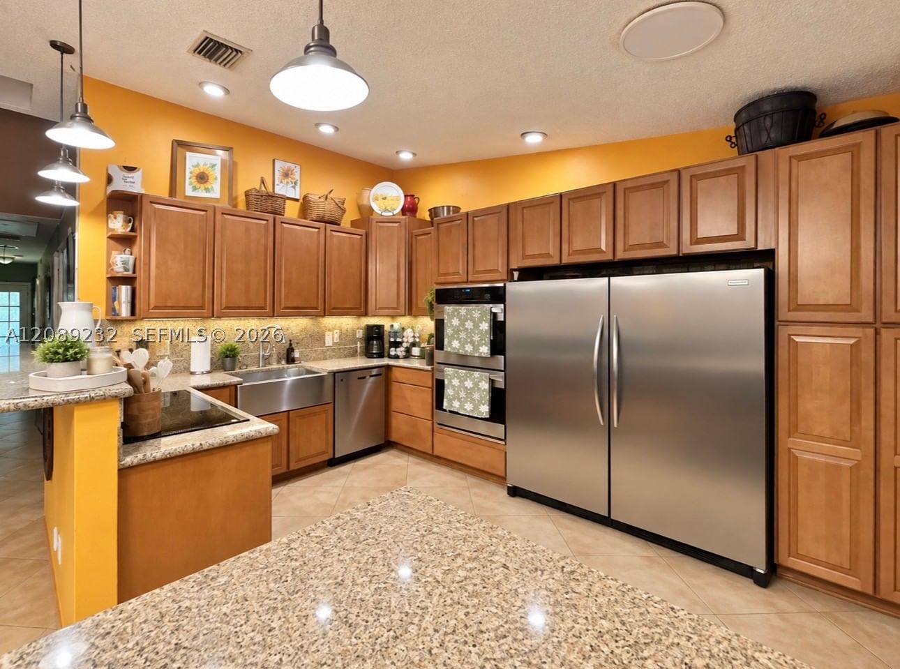 Real estate property located at 7642 38th Ct, Broward, Springtree, Sunrise, FL