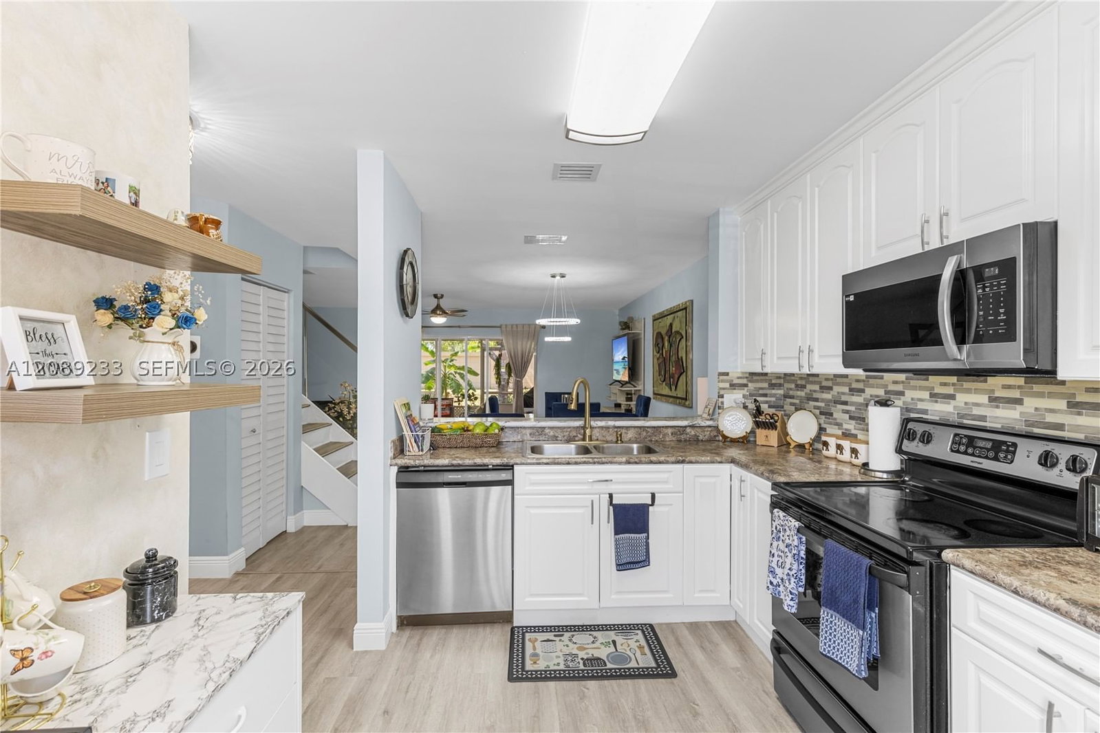Real estate property located at 816 208th Way, Broward, Barron Plat, Pembroke Pines, FL