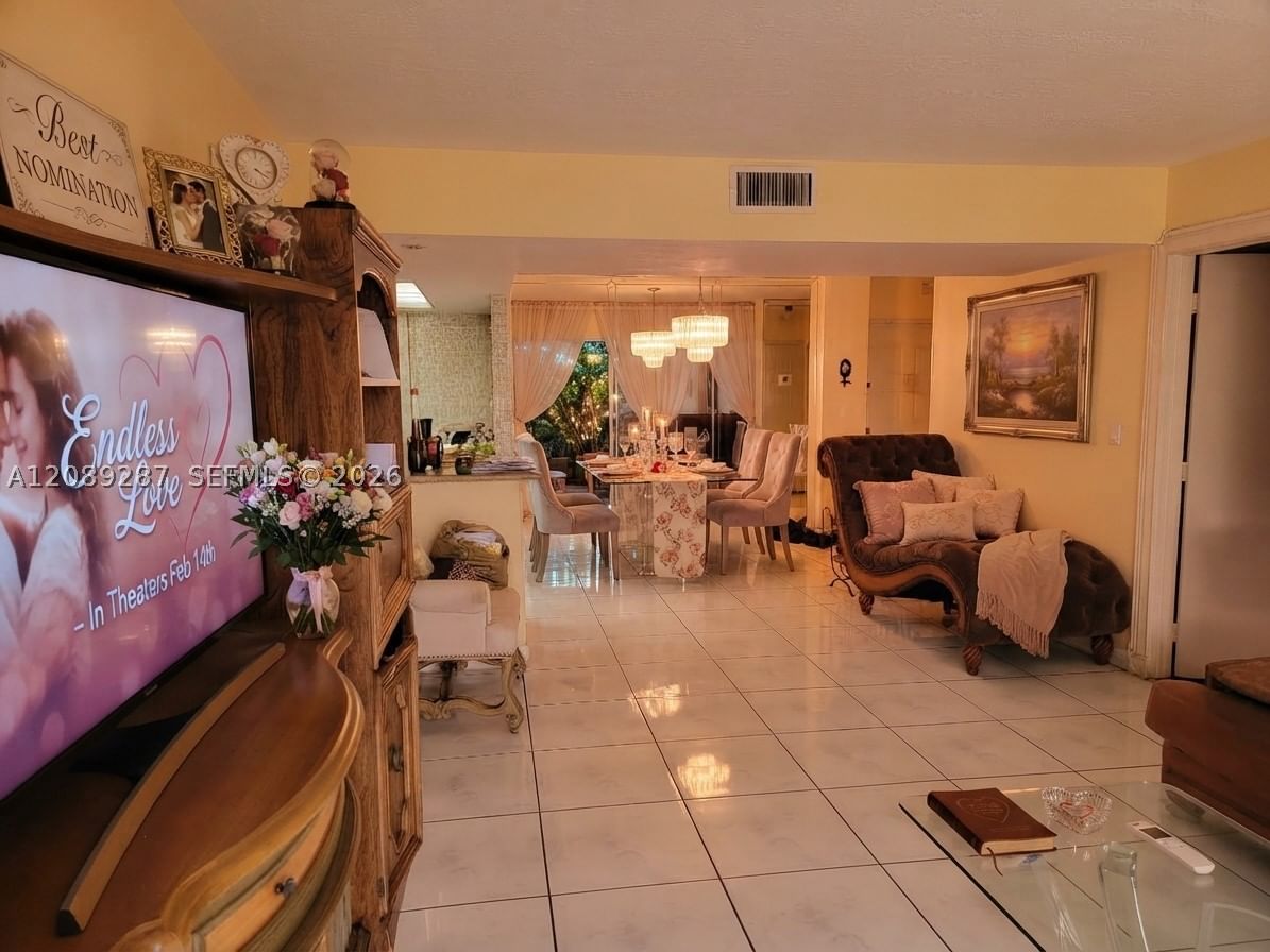 Real estate property located at 5570 44th St #215A, Broward, Inverwood Condo, Lauderhill, FL
