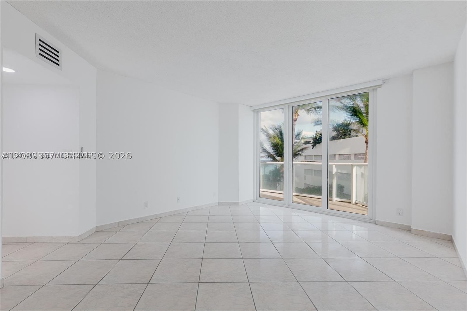Real estate property located at 16485 Collins Ave #338, Miami-dade, Oceania Iii Condo, Sunny Isles Beach, FL