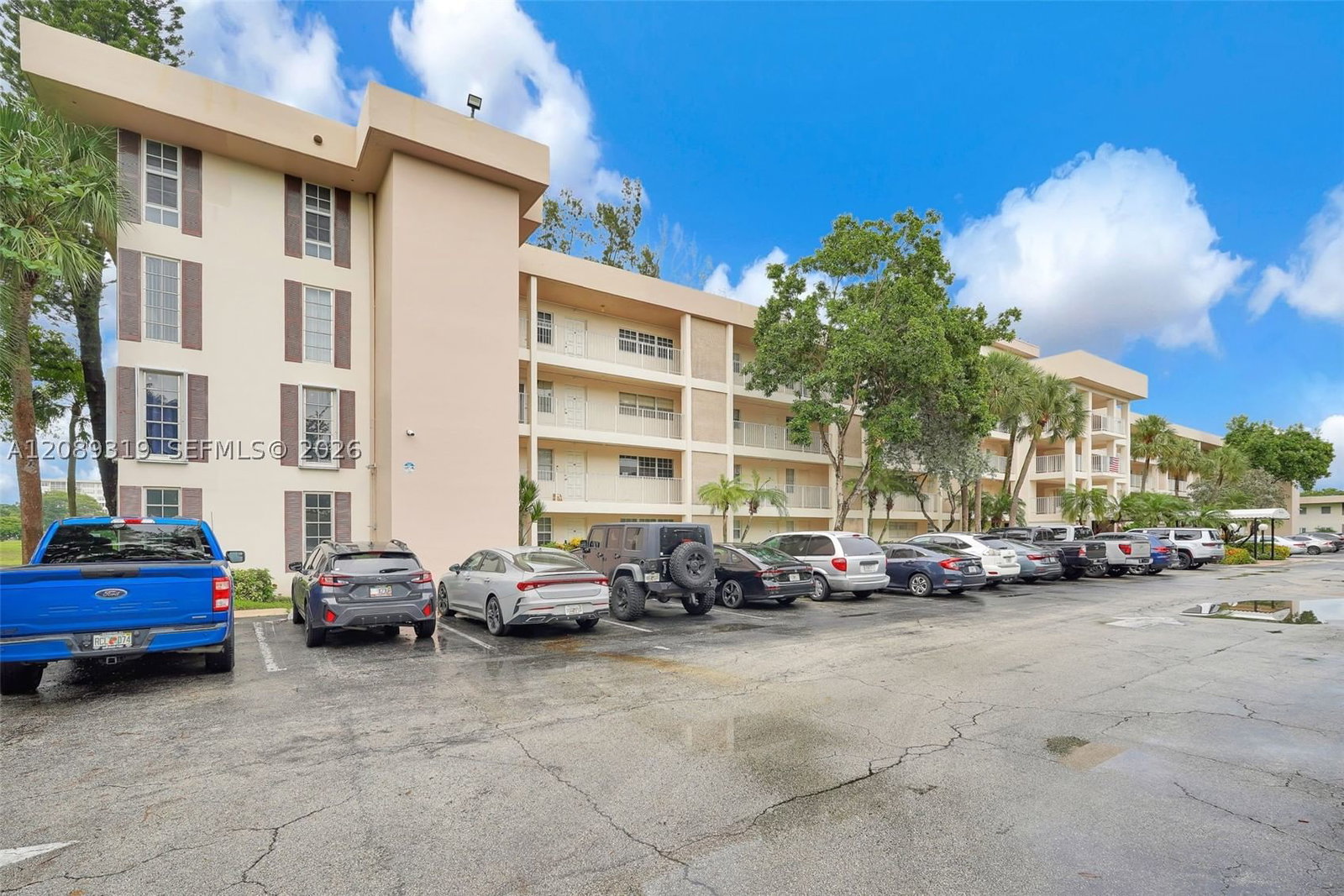 Real estate property located at 3051 Palm Aire Dr #308, Broward, No 34 Palm-aire Country C, Pompano Beach, FL