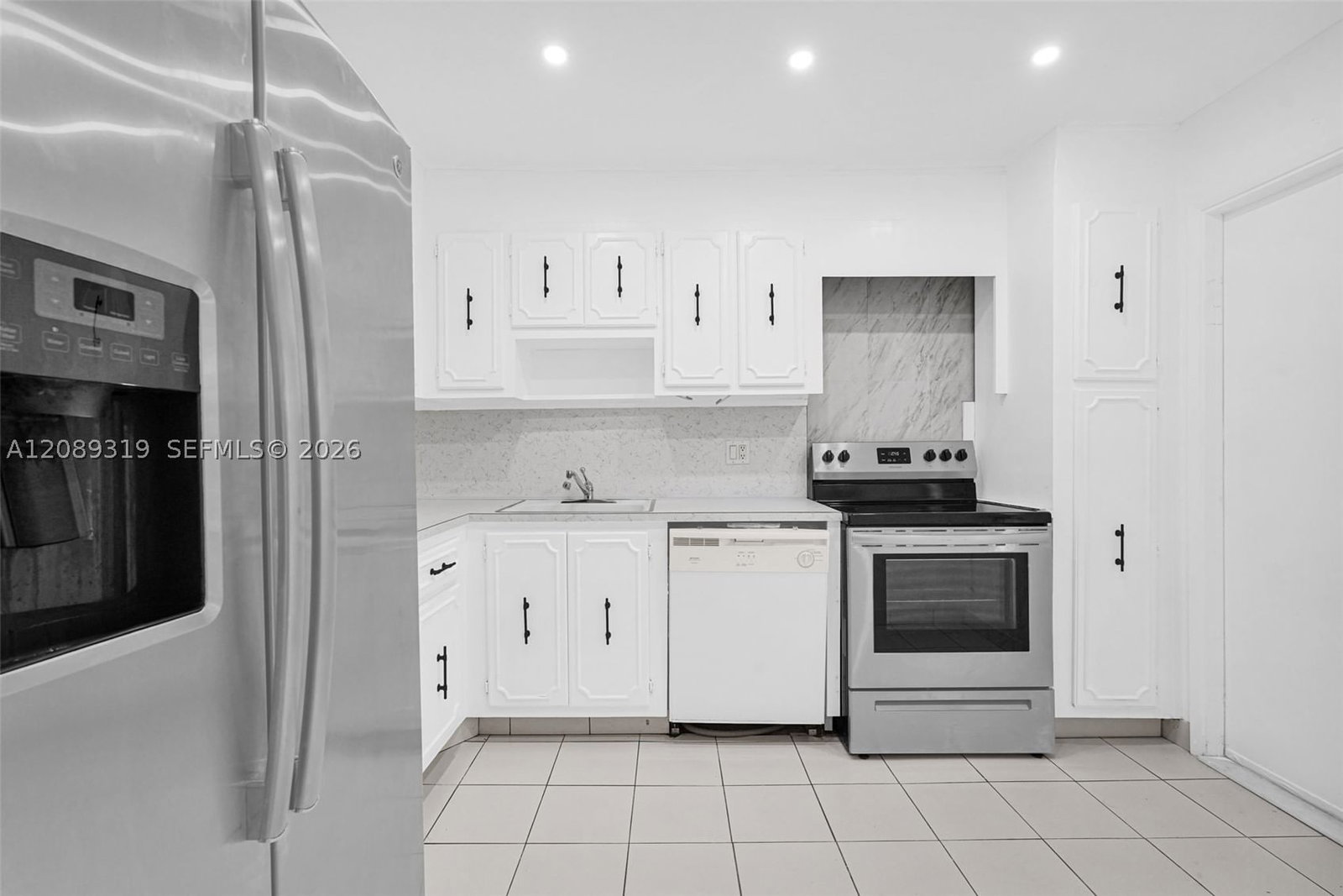 Real estate property located at 3051 Palm Aire Dr #308, Broward, No 34 Palm-aire Country C, Pompano Beach, FL