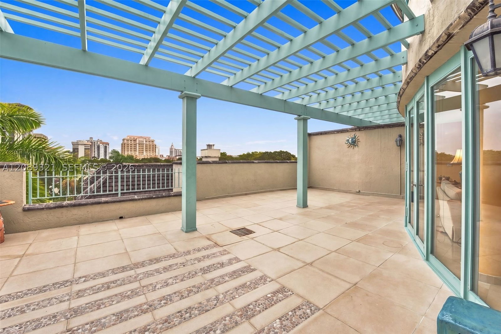Real estate property located at 610 Valencia Ave #502, Miami-dade, The New French Village Co, Coral Gables, FL