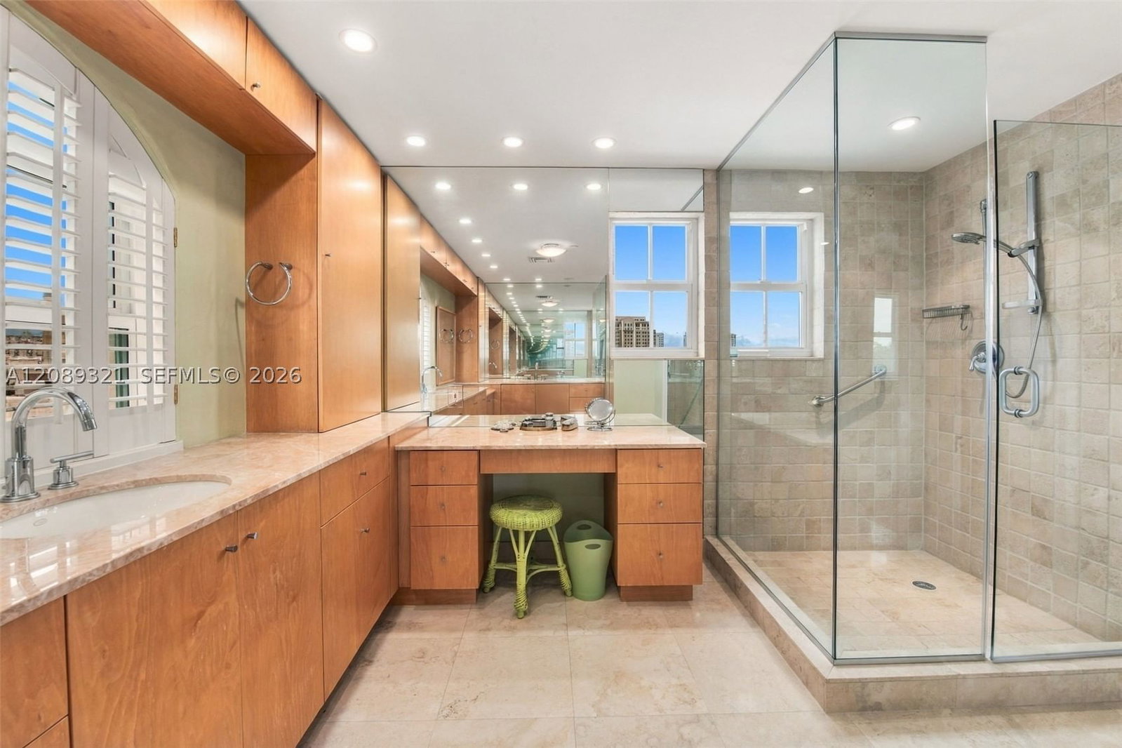 Real estate property located at 610 Valencia Ave #502, Miami-dade, The New French Village Co, Coral Gables, FL