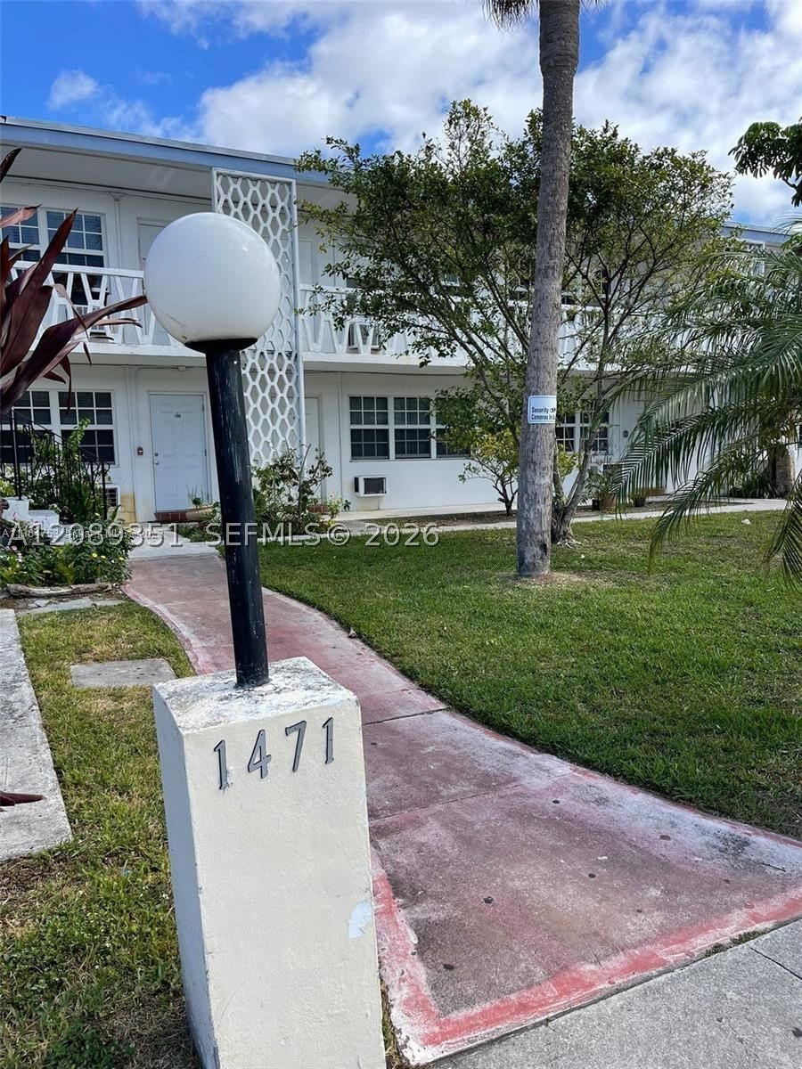Real estate property located at 1471 170th St #224A, Miami-dade, Colonial Court Condo Bldg, North Miami Beach, FL