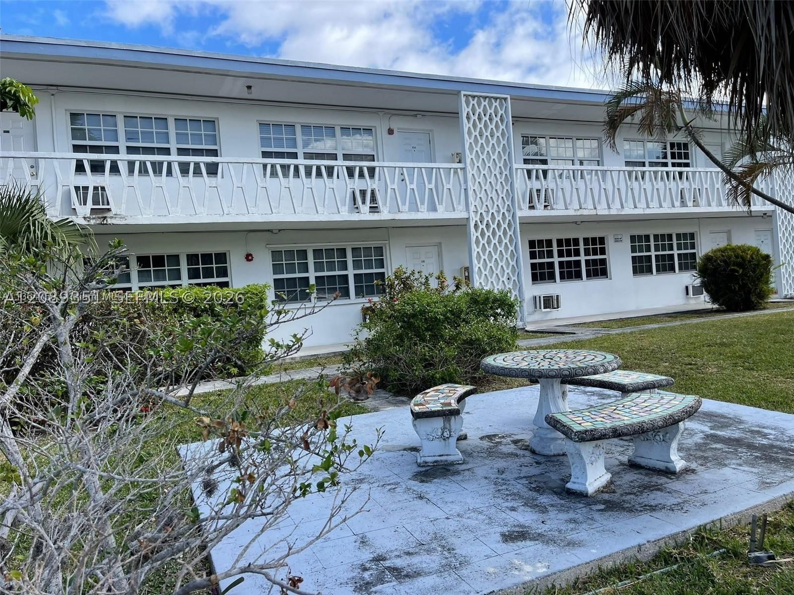 Real estate property located at 1471 170th St #224A, Miami-dade, Colonial Court Condo Bldg, North Miami Beach, FL