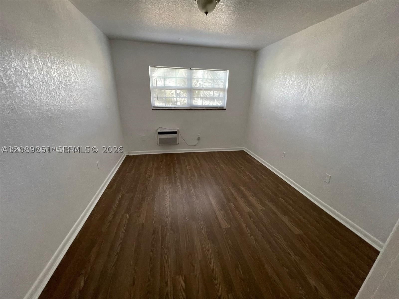 Real estate property located at 1471 170th St #224A, Miami-dade, Colonial Court Condo Bldg, North Miami Beach, FL