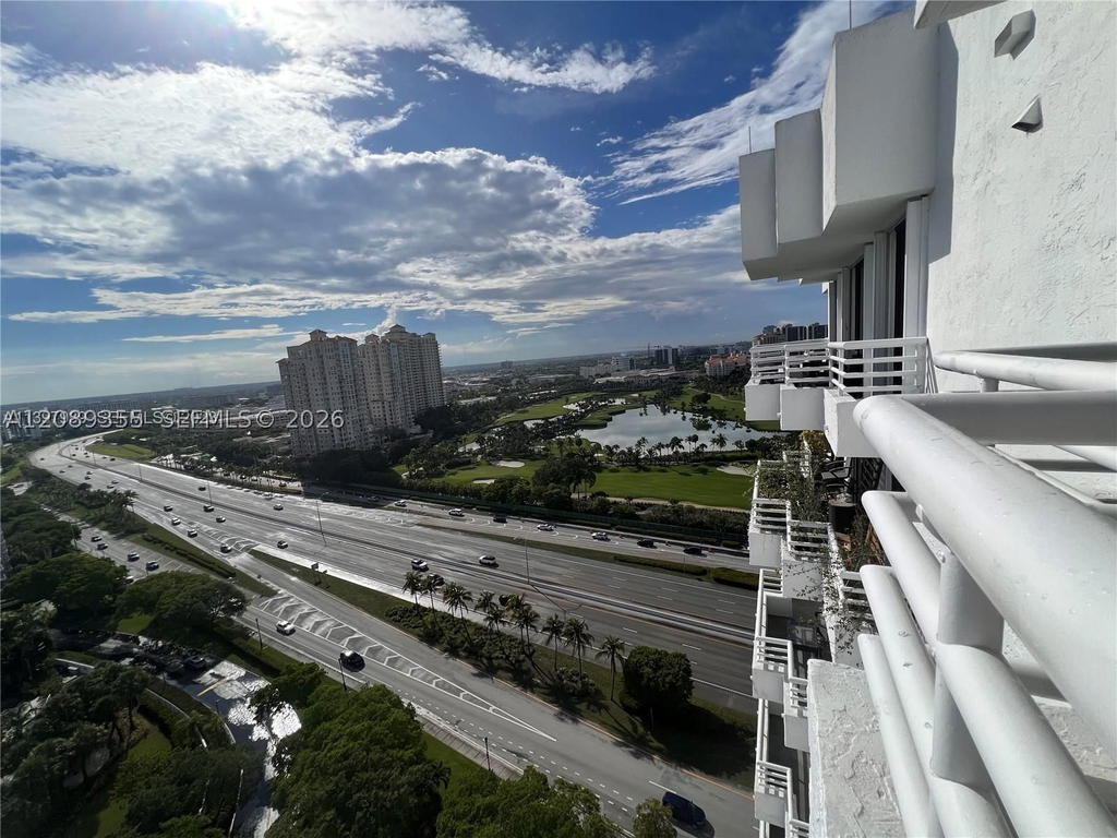 Real estate property located at 3300 192nd St PH05, Miami-dade, Parc Central Aventura East, Aventura, FL