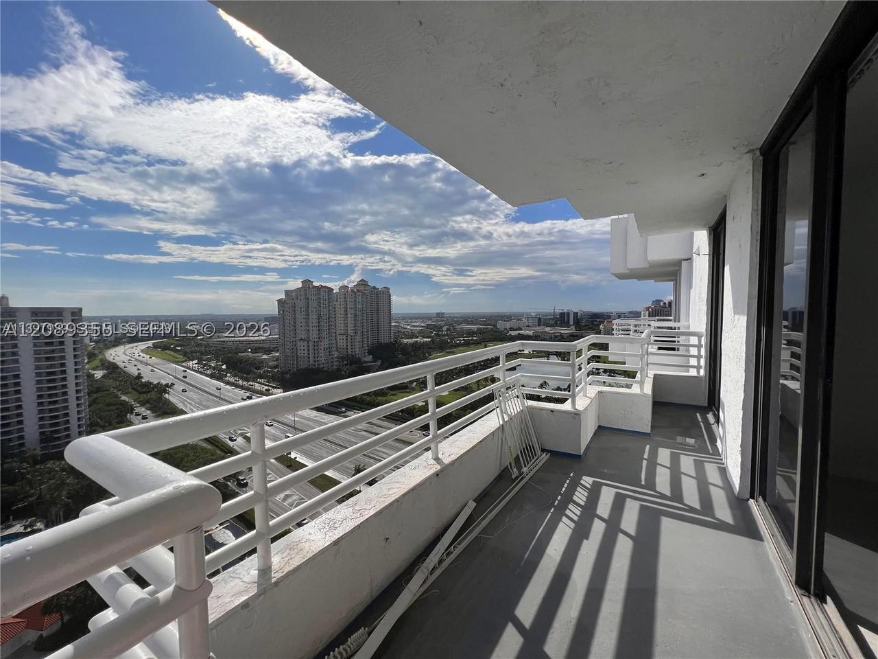 Real estate property located at 3300 192nd St PH05, Miami-dade, Parc Central Aventura East, Aventura, FL