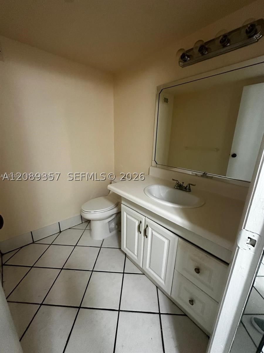 Real estate property located at , Broward, Inverrary Country Club, Lauderhill, FL