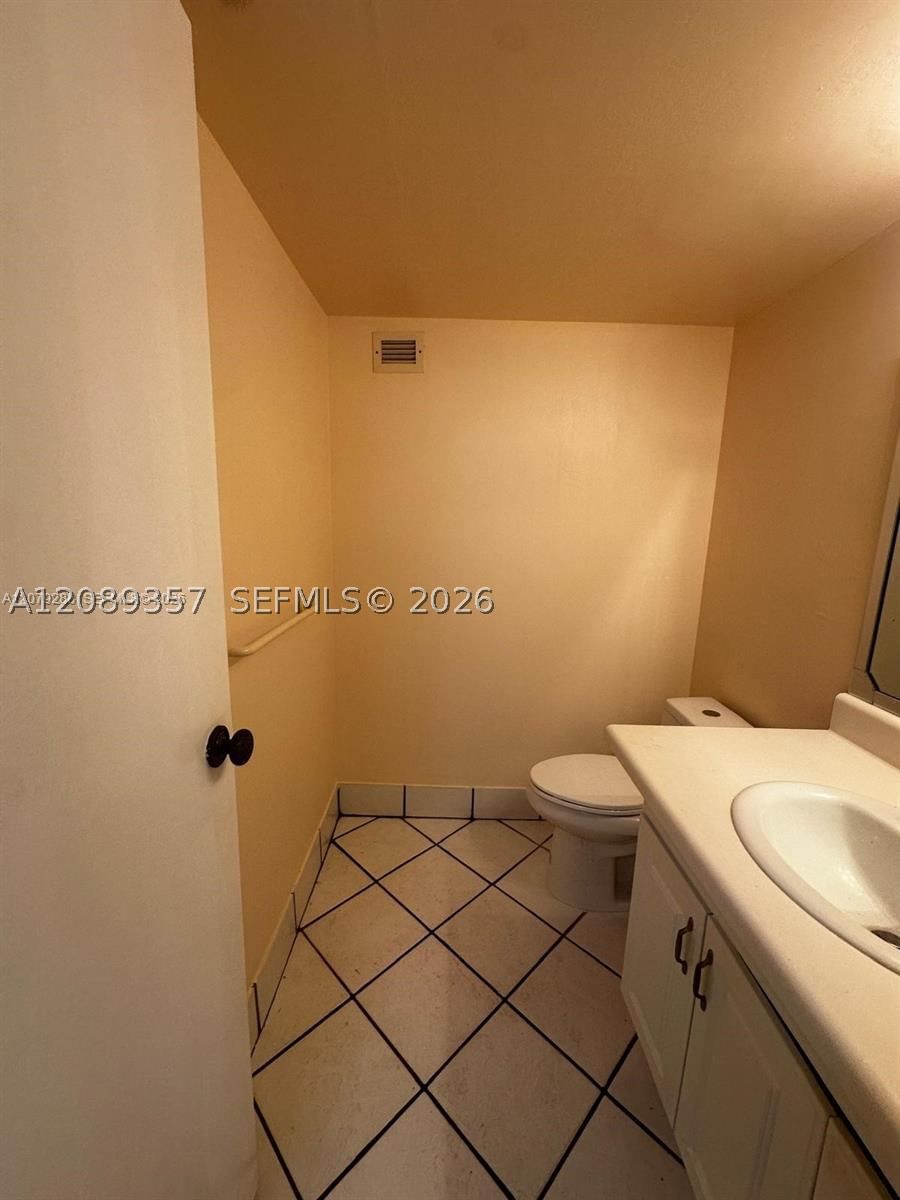 Real estate property located at , Broward, Inverrary Country Club, Lauderhill, FL