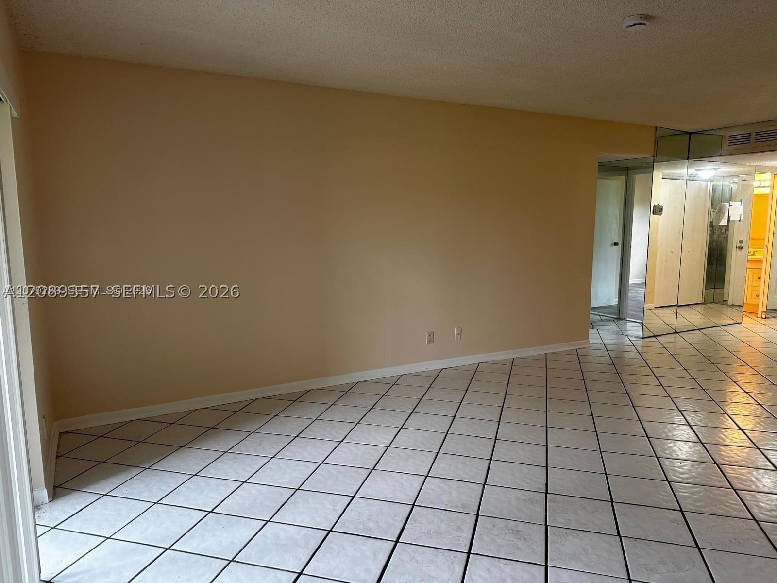 Real estate property located at , Broward, Inverrary Country Club, Lauderhill, FL