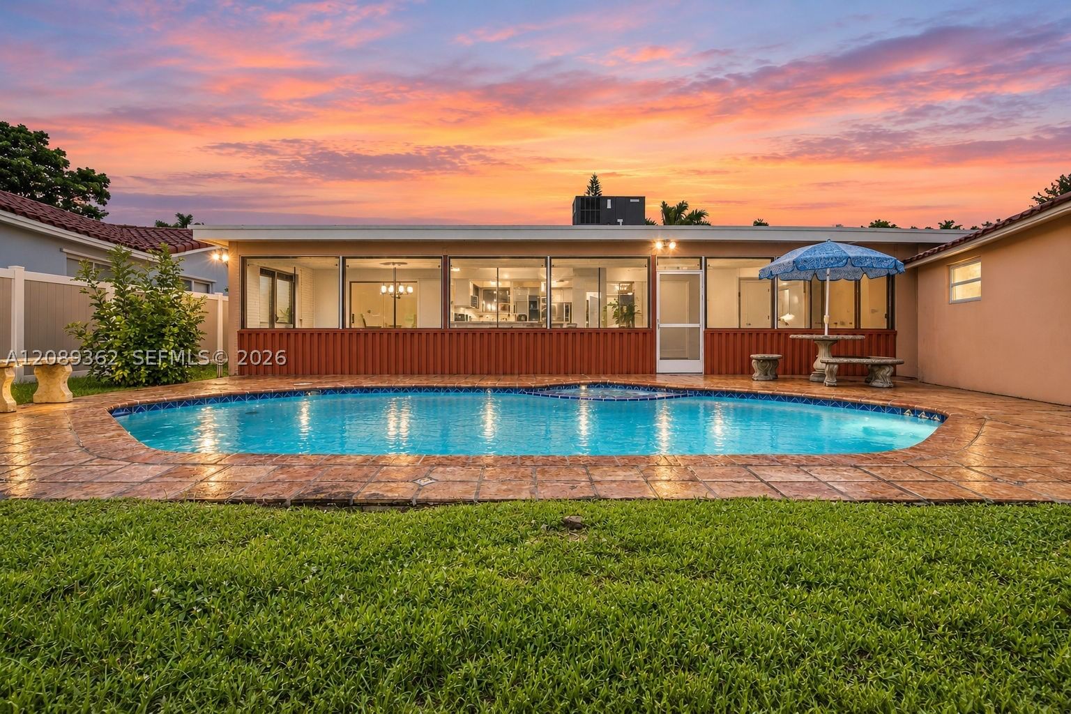 Real estate property located at 5206 Garfield St, Broward, Hollywood Hills, Hollywood, FL