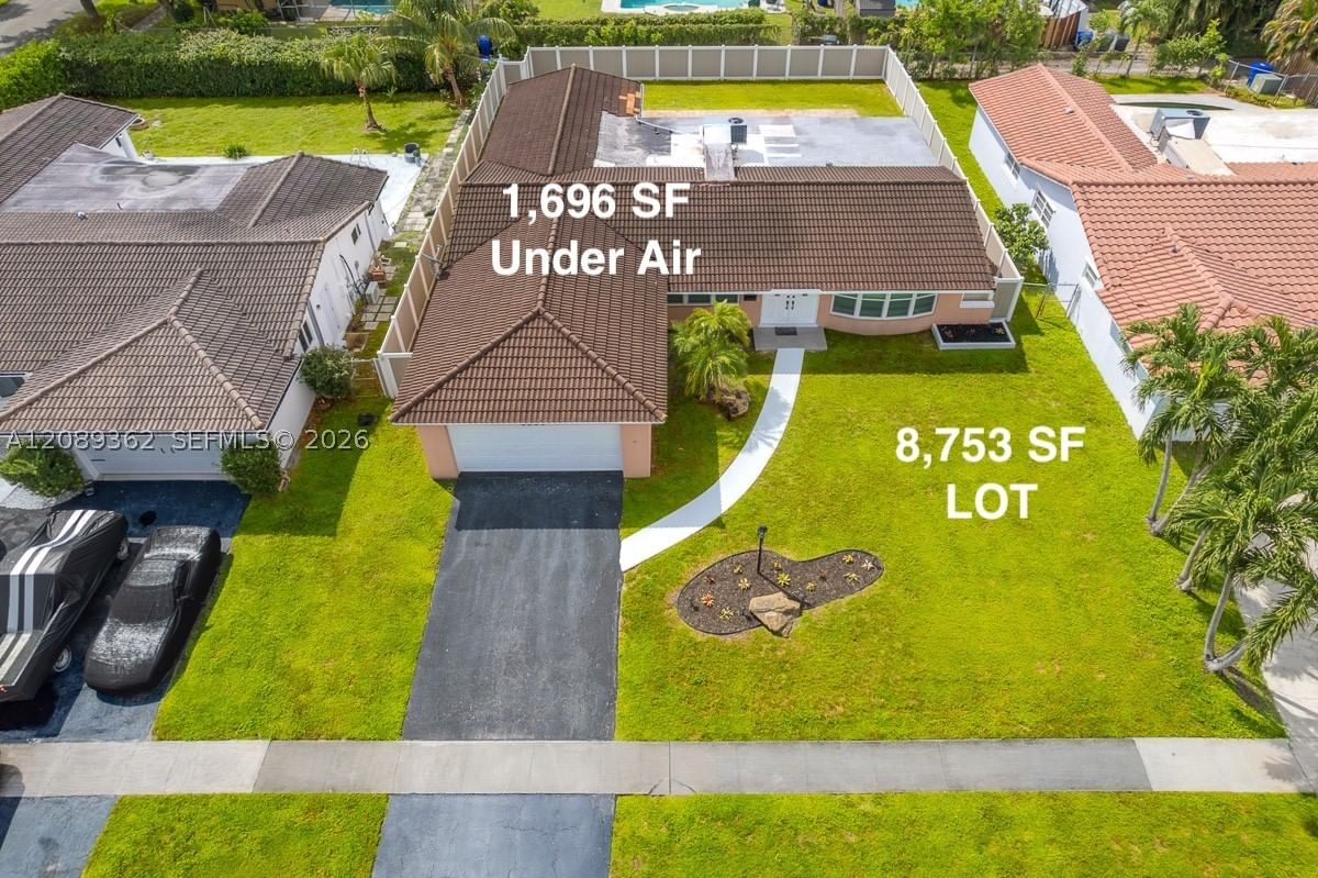 Real estate property located at 5206 Garfield St, Broward, Hollywood Hills, Hollywood, FL