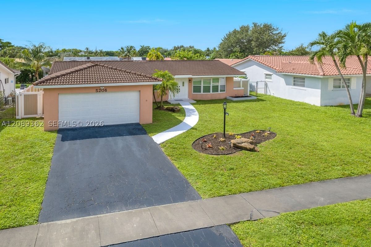 Real estate property located at 5206 Garfield St, Broward, Hollywood Hills, Hollywood, FL