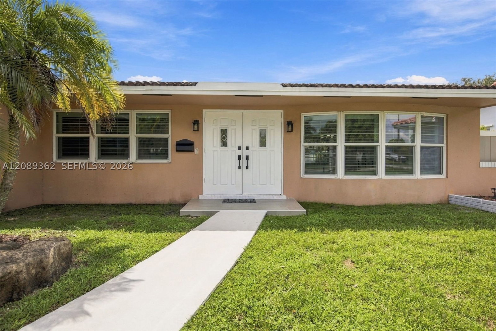 Real estate property located at 5206 Garfield St, Broward, Hollywood Hills, Hollywood, FL