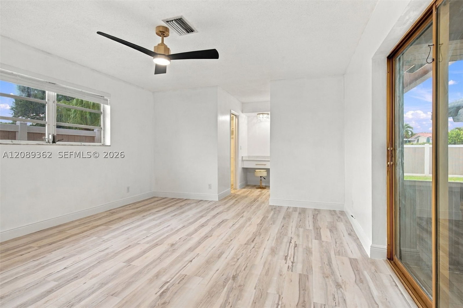 Real estate property located at 5206 Garfield St, Broward, Hollywood Hills, Hollywood, FL