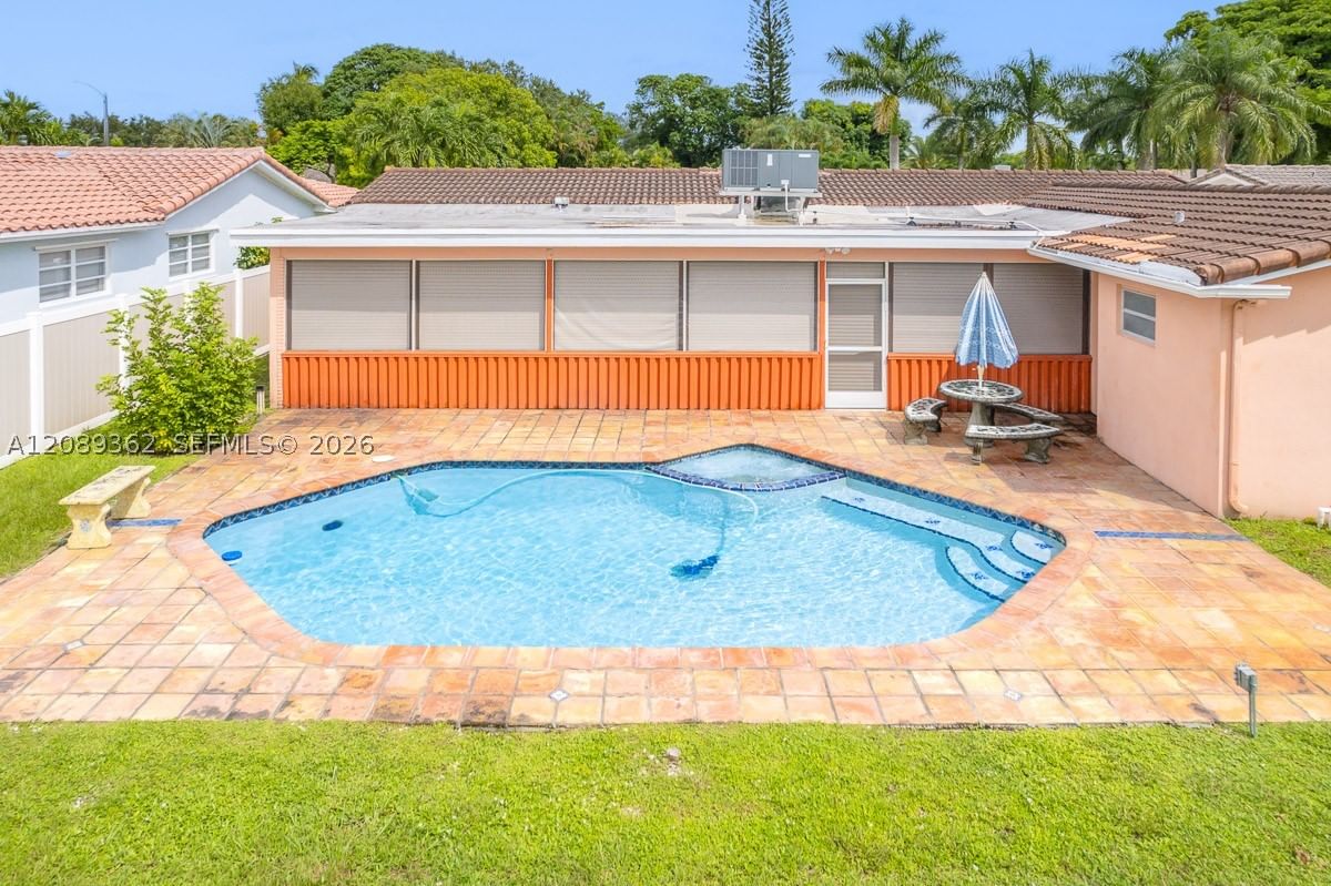 Real estate property located at 5206 Garfield St, Broward, Hollywood Hills, Hollywood, FL