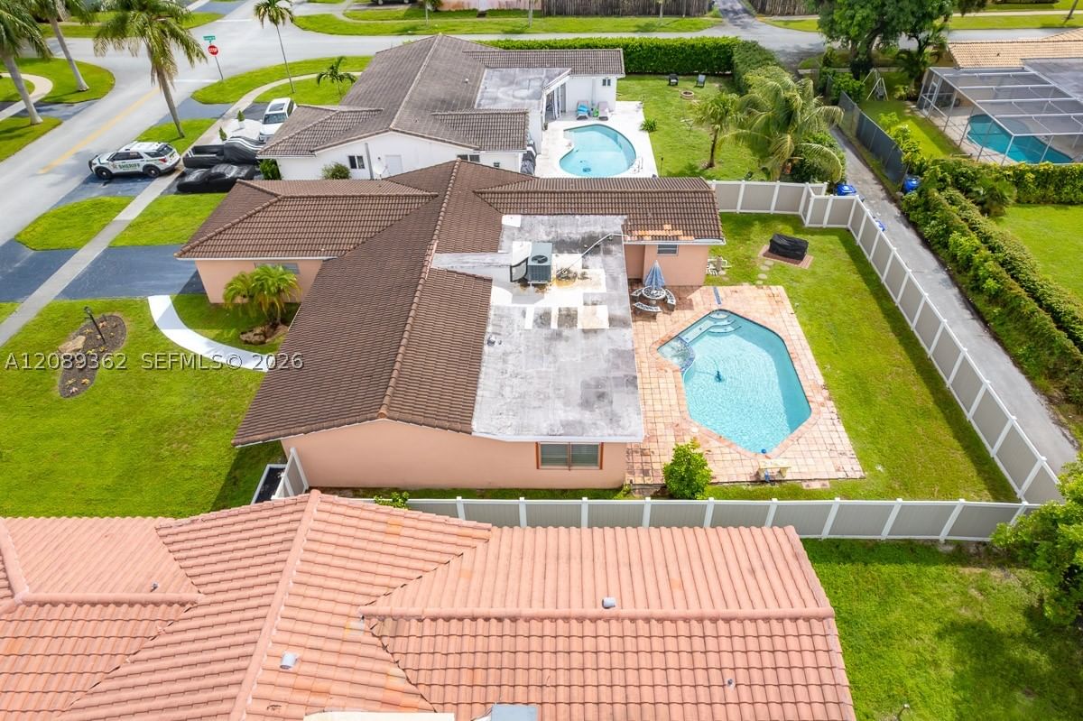 Real estate property located at 5206 Garfield St, Broward, Hollywood Hills, Hollywood, FL