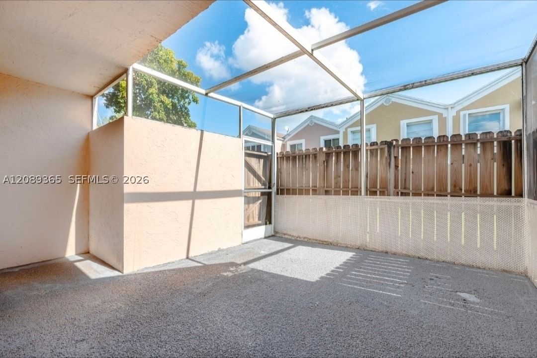 Real estate property located at 1393 124th Ave #1393, Broward, Pembroke Lakes Section Se, Pembroke Pines, FL