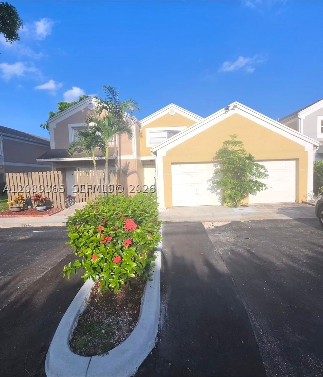 Real estate property located at 1393 124th Ave #1393, Broward, Pembroke Lakes Section Se, Pembroke Pines, FL