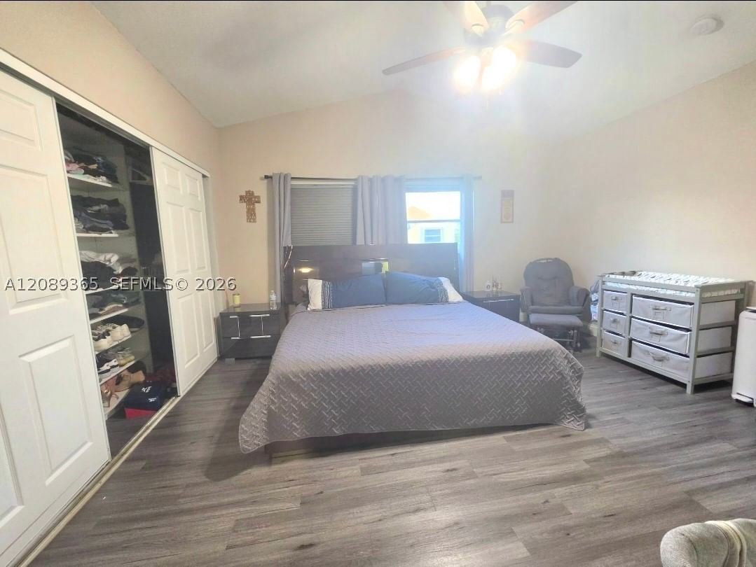 Real estate property located at 1393 124th Ave #1393, Broward, Pembroke Lakes Section Se, Pembroke Pines, FL