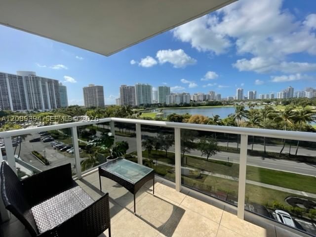 Real estate property located at 3625 Country Club Dr #704, Miami-dade, Aventura Eldorado Condo, Aventura, FL