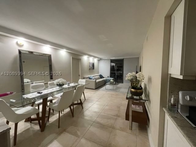 Real estate property located at 3625 Country Club Dr #704, Miami-dade, Aventura Eldorado Condo, Aventura, FL